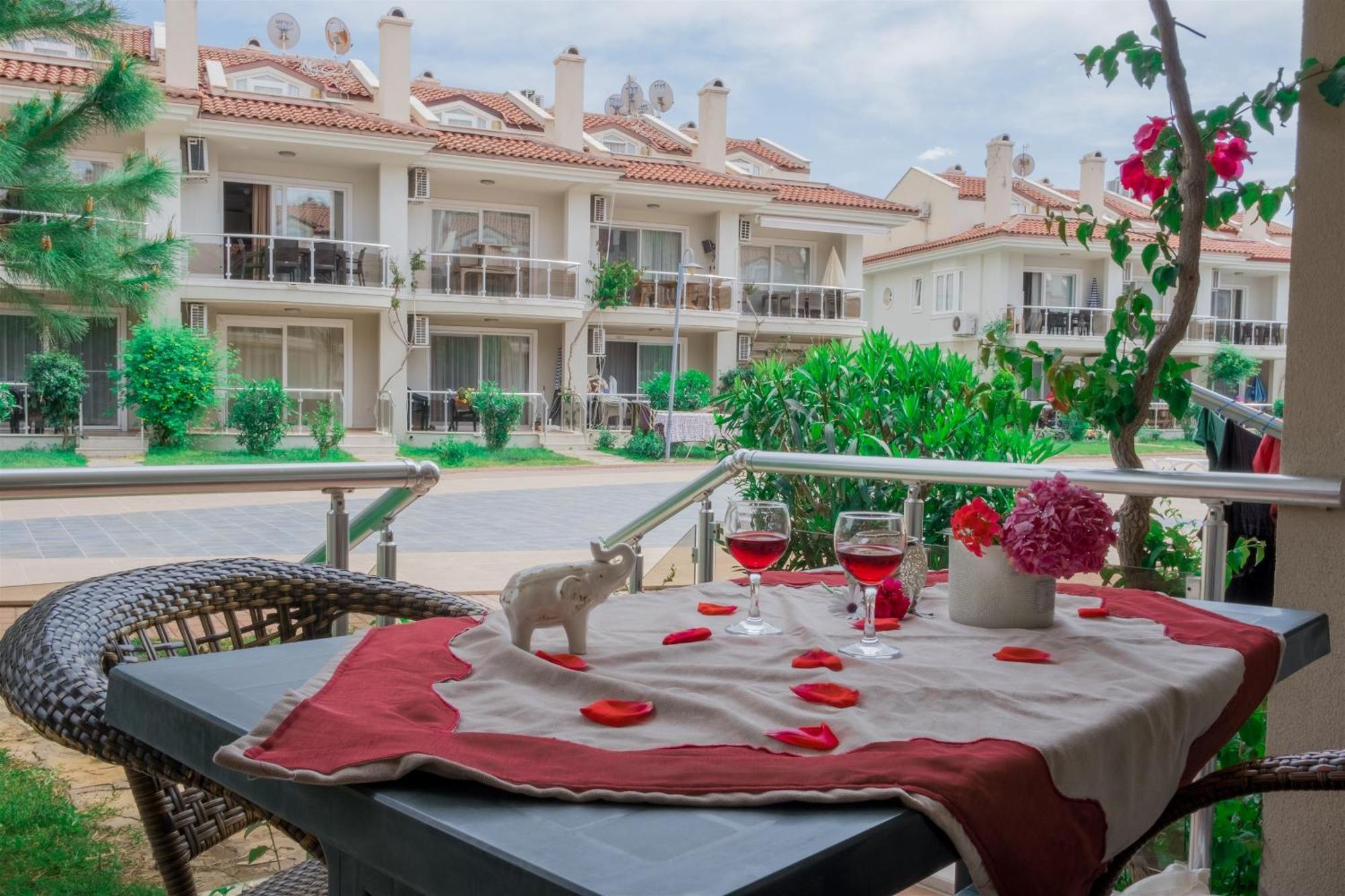 Sunset Beach Club Lebrentals Φετιγιέ Εξωτερικό φωτογραφία