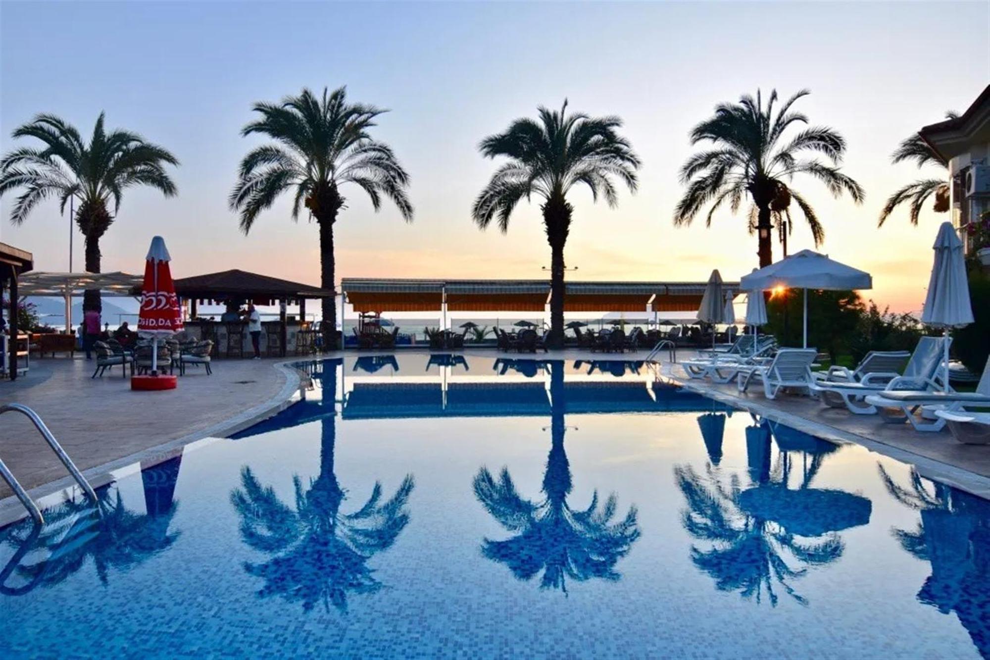 Sunset Beach Club Lebrentals Φετιγιέ Εξωτερικό φωτογραφία